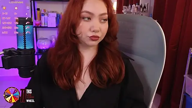 LilyVelvett online show from September 13, 4:45 am