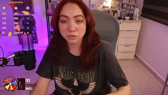 LilyVelvett online show from November 6, 3:10 am