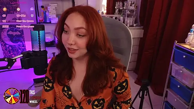 LilyVelvett online show from October 16, 3:37 am