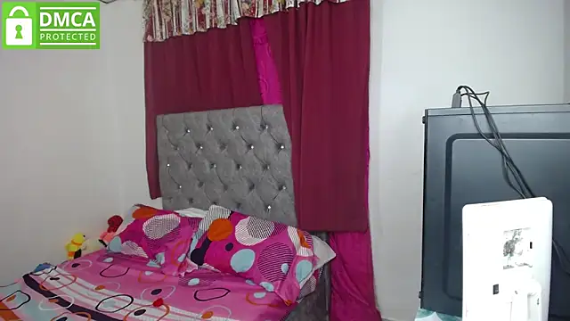 Snapshot of susana2523 chatting on June 15, 3:51 am susana2523 online show from June 15, 3:51 am