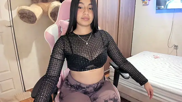 julieth hot69 online show from March 31, 4:58 am