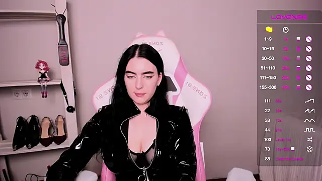 Snapshot of EvangelinaVangelis chatting on March 9, 9:25 pm EvangelinaVangelis online show from March 9, 9:25 pm