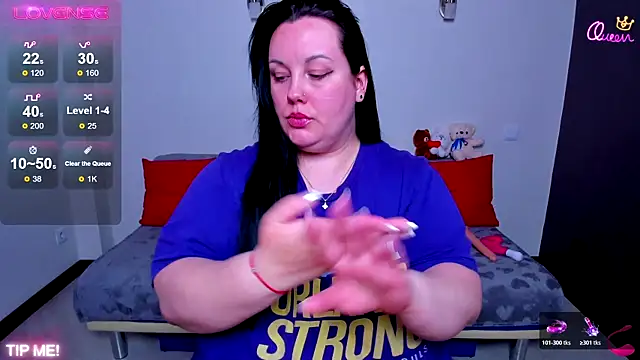 BubbleEmma online show from April 6, 2:07 pm