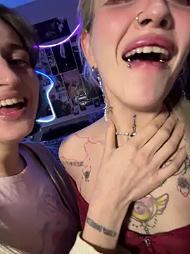 Dooubletroublee online show from March 26, 1:04 am