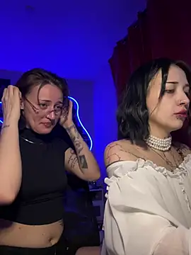 Dooubletroublee online show from March 15, 1:45 am