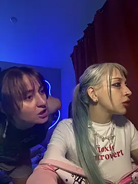 Snapshot of Dooubletroublee chatting on November 13, 11:30 pm Dooubletroublee online show from November 13, 11:30 pm