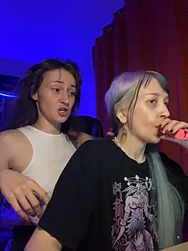 Snapshot of Dooubletroublee chatting on November 6, 12:36 am Dooubletroublee online show from November 6, 12:36 am