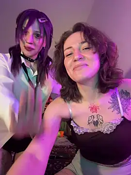 Dooubletroublee online show from June 21, 8:58 pm