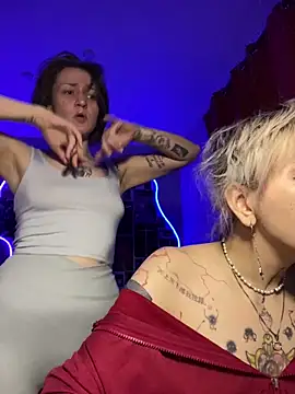 Dooubletroublee online show from March 14, 2:17 am