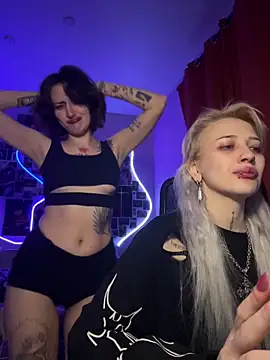 Dooubletroublee online show from April 12, 9:51 pm