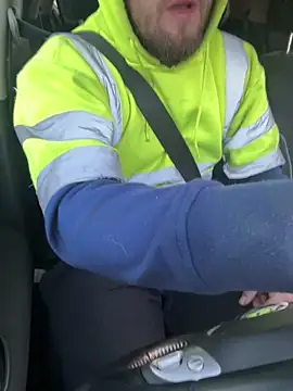 Snapshot of cussy007 chatting on March 6, 6:41 am cussy007 online show from March 6, 6:41 am