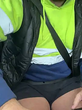 Snapshot of cussy007 chatting on November 5, 7:11 am cussy007 online show from November 5, 7:11 am