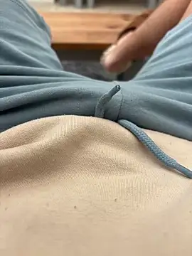 Snapshot of cussy007 chatting on November 29, 11:10 am cussy007 online show from November 29, 11:10 am