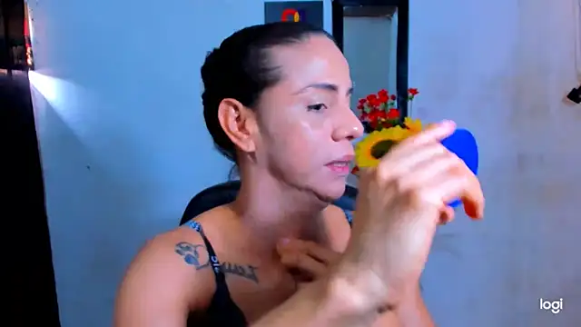 juanblakbigcock online show from February 21, 2:41 pm