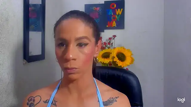 Snapshot of juanblakbigcock chatting on October 23, 5:44 pm juanblakbigcock online show from October 23, 5:44 pm