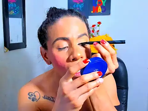 juanblakbigcock online show from December 15, 2:56 pm