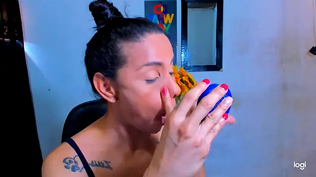 juanblakbigcock online show from February 14, 2:39 pm