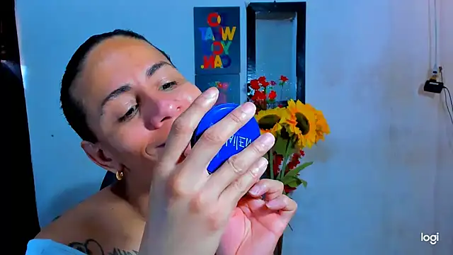 juanblakbigcock online show from May 14, 2:47 pm