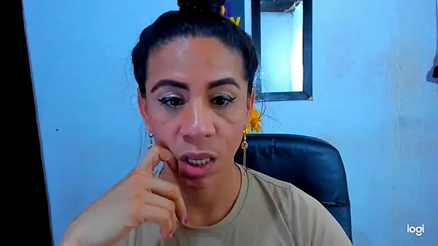 juanblakbigcock online show from April 5, 3:35 am