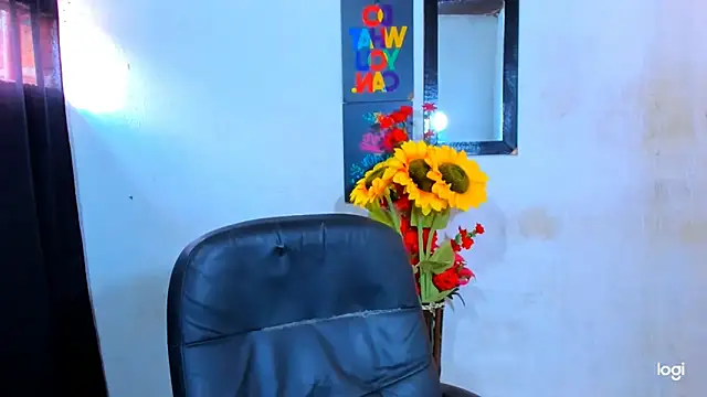 juanblakbigcock online show from February 19, 2:58 pm