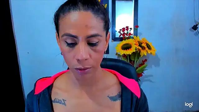 juanblakbigcock online show from February 15, 4:02 am