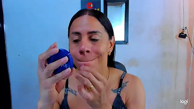 juanblakbigcock online show from May 29, 2:56 pm