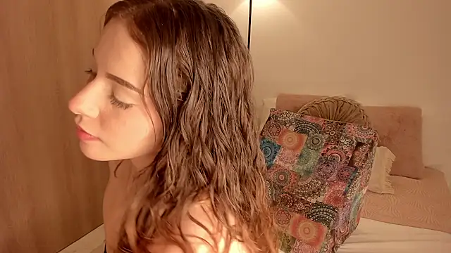 Lady lacey05 online show from January 10, 12:39 am