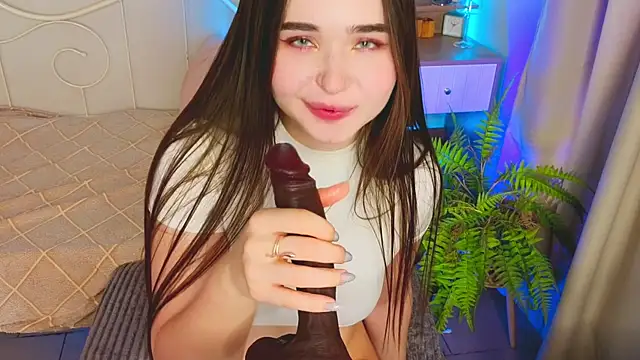 Snapshot of KateBleare chatting on October 27, 4:19 pm KateBleare online show from October 27, 4:19 pm