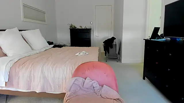 Kymmmy online show from January 6, 9:41 pm