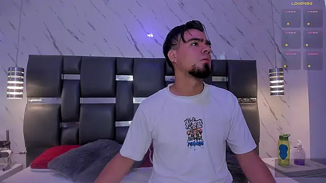 PittAndLunaa online show from March 12, 12:31 pm