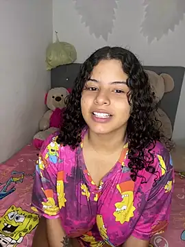 PittAndLunaa online show from March 29, 3:30 am