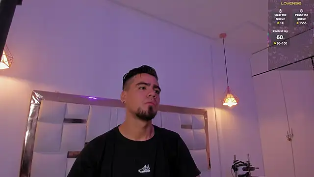 PittAndLunaa online show from December 5, 12:26 pm