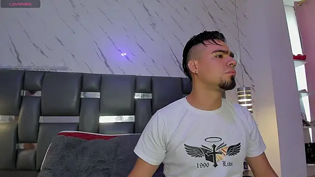 PittAndLunaa online show from March 31, 12:29 pm