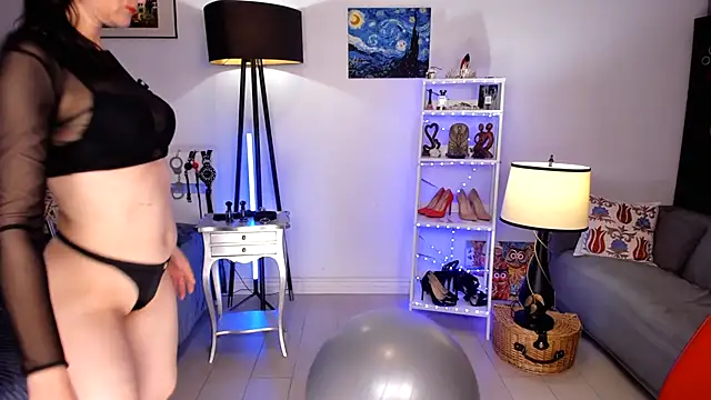 MissAliciaFD online show from November 1, 5:07 pm