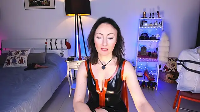 MissAliciaFD online show from March 12, 11:10 am