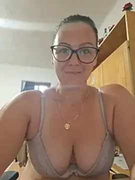 fekete demon online show from July 5, 8:32 am