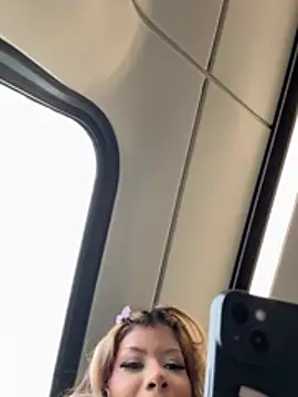 jackelinuh online show from February 19, 2:25 pm