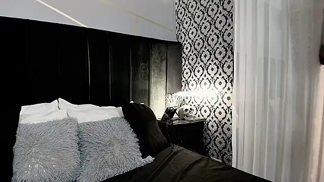 Adeelinee online show from October 25, 7:58 pm