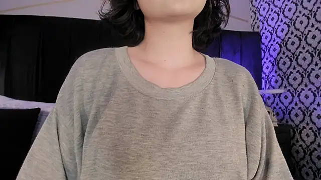 Adeelinee online show from December 19, 7:38 pm