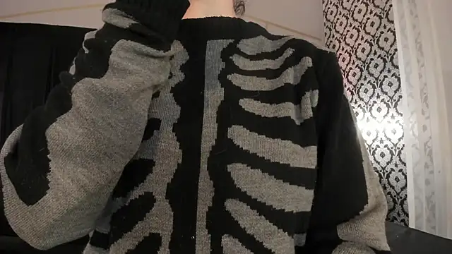 Adeelinee online show from December 20, 8:01 pm