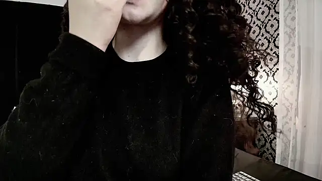 Adeelinee online show from October 27, 7:48 pm