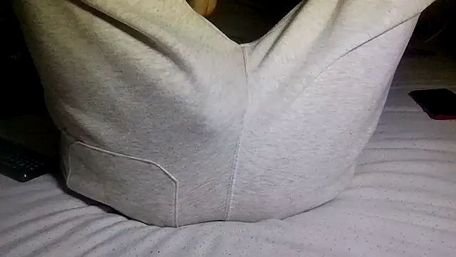 VersGuy24 online show from February 25, 9:58 pm