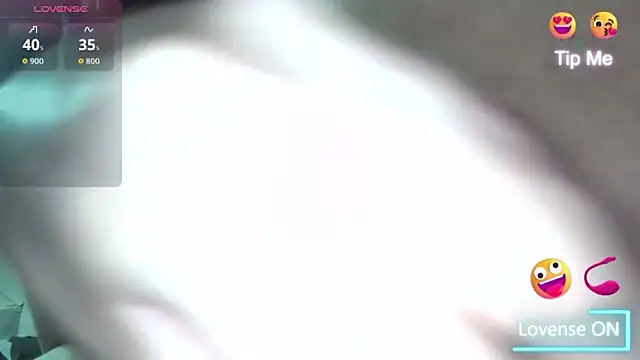 white sexy  online show from February 19, 11:23 pm