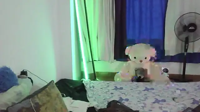 ximenajimenez online show from December 19, 10:12 pm