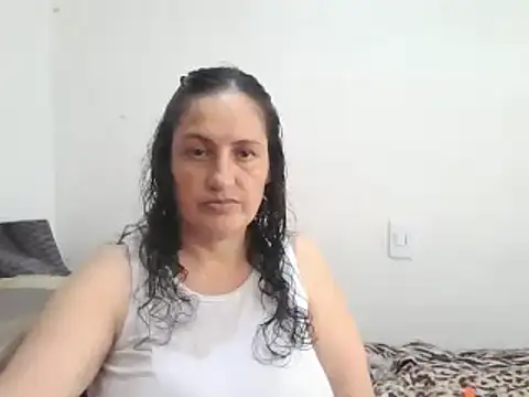 Snapshot of ximenajimenez chatting on February 16, 9:27 pm ximenajimenez online show from February 16, 9:27 pm