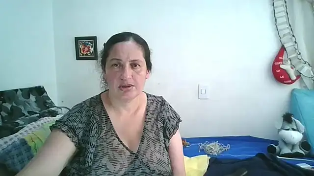 ximenajimenez online show from March 1, 7:58 pm