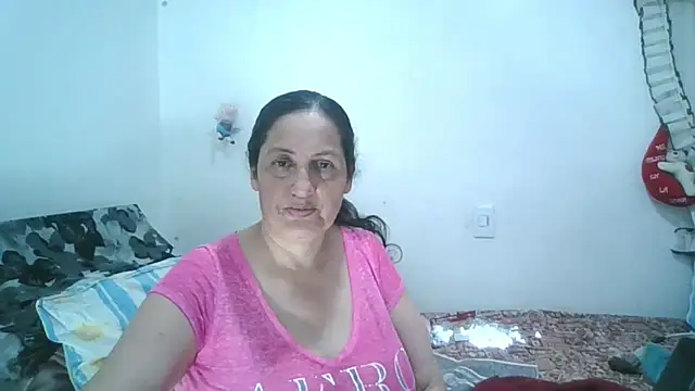 Snapshot of ximenajimenez chatting on November 6, 10:14 pm ximenajimenez online show from November 6, 10:14 pm