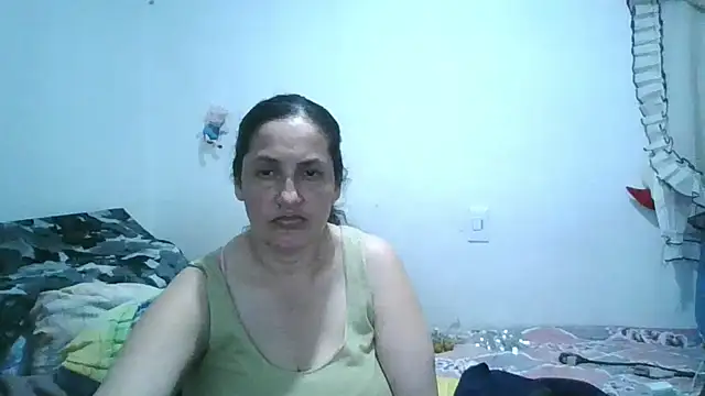 Snapshot of ximenajimenez chatting on December 4, 10:53 pm ximenajimenez online show from December 4, 10:53 pm
