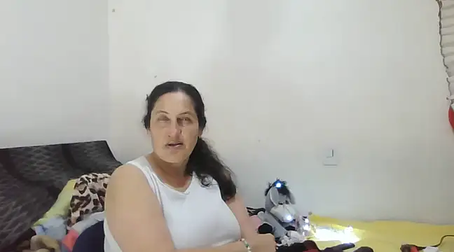 Snapshot of ximenajimenez chatting on March 21, 4:17 am ximenajimenez online show from March 21, 4:17 am