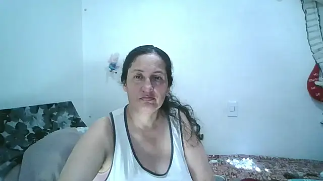 Snapshot of ximenajimenez chatting on December 2, 10:33 pm ximenajimenez online show from December 2, 10:33 pm